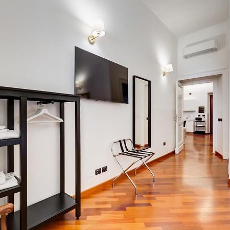 Bdc - Spanish Steps Gold 2Bdr Suite Rome Bagian luar foto