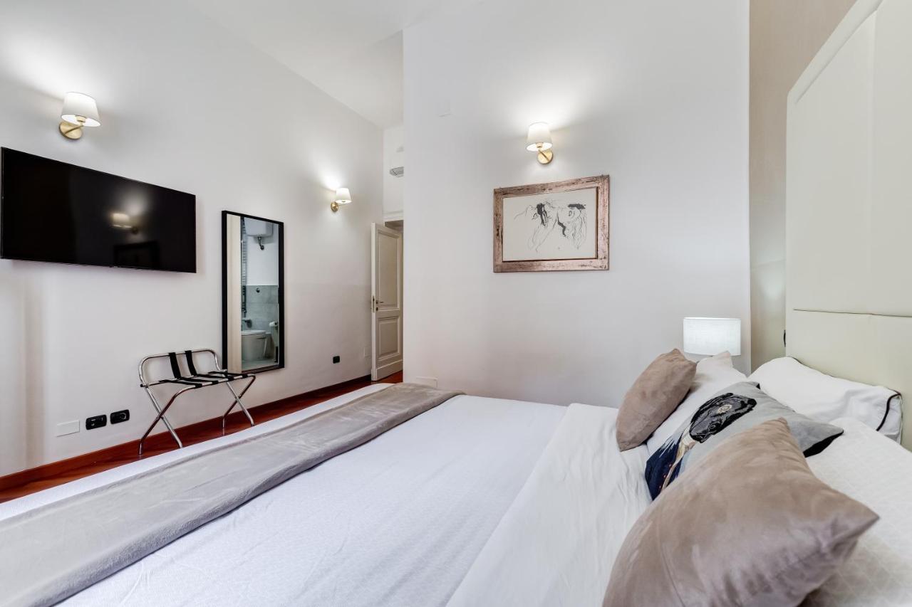 Bdc - Spanish Steps Gold 2Bdr Suite Rome Bagian luar foto