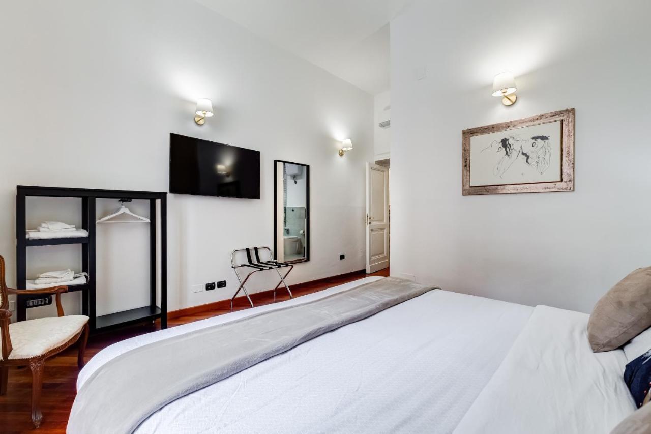 Bdc - Spanish Steps Gold 2Bdr Suite Rome Bagian luar foto