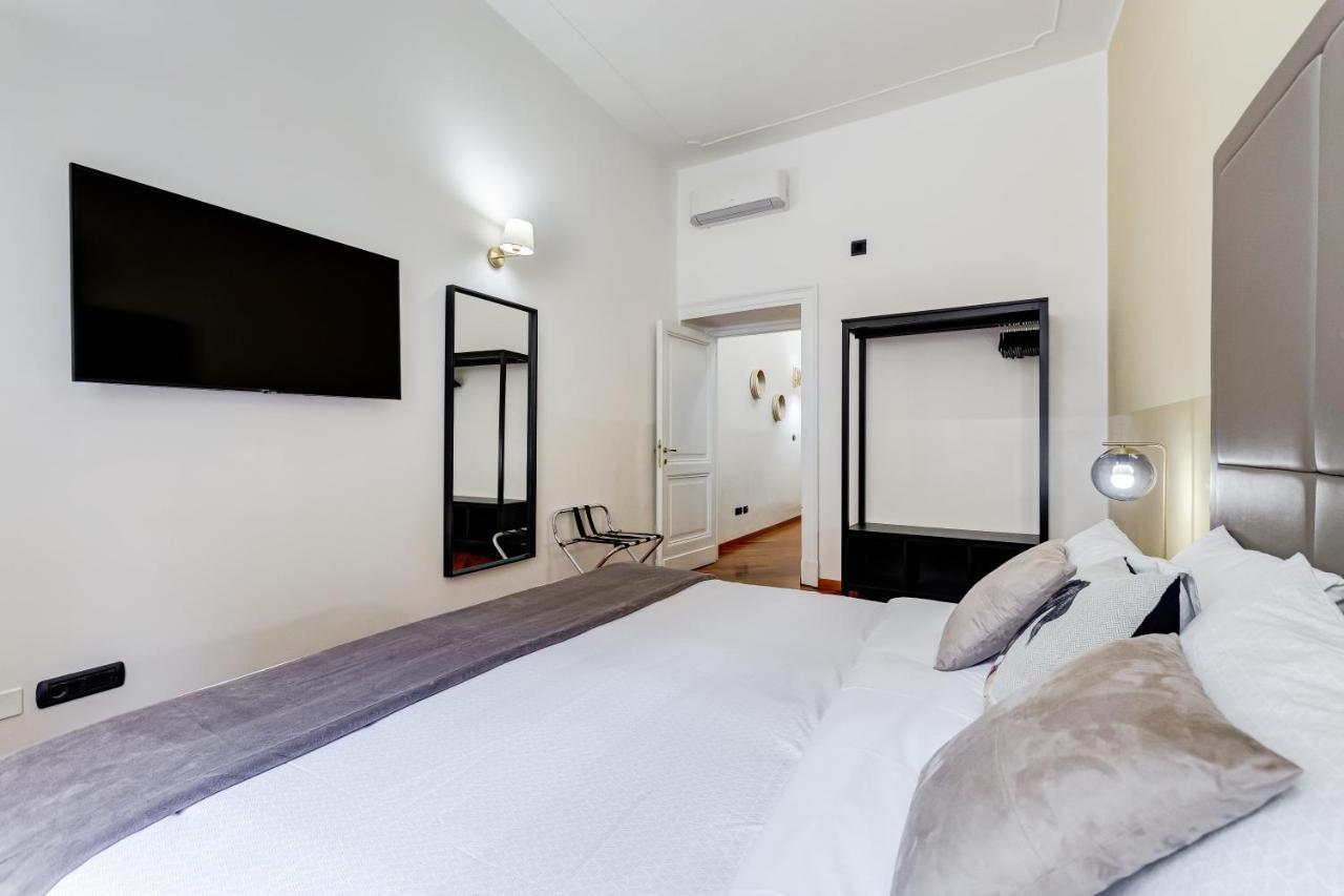 Bdc - Spanish Steps Gold 2Bdr Suite Rome Bagian luar foto